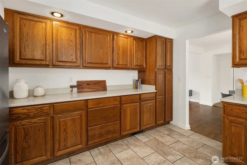 Property photo for 11510 27th Avenue Sw, Burien photo 15