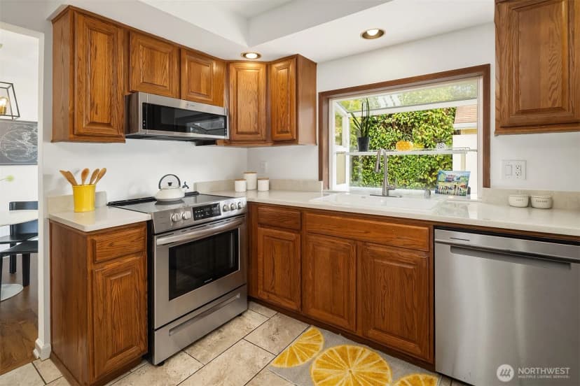 Property photo for 11510 27th Avenue Sw, Burien photo 13