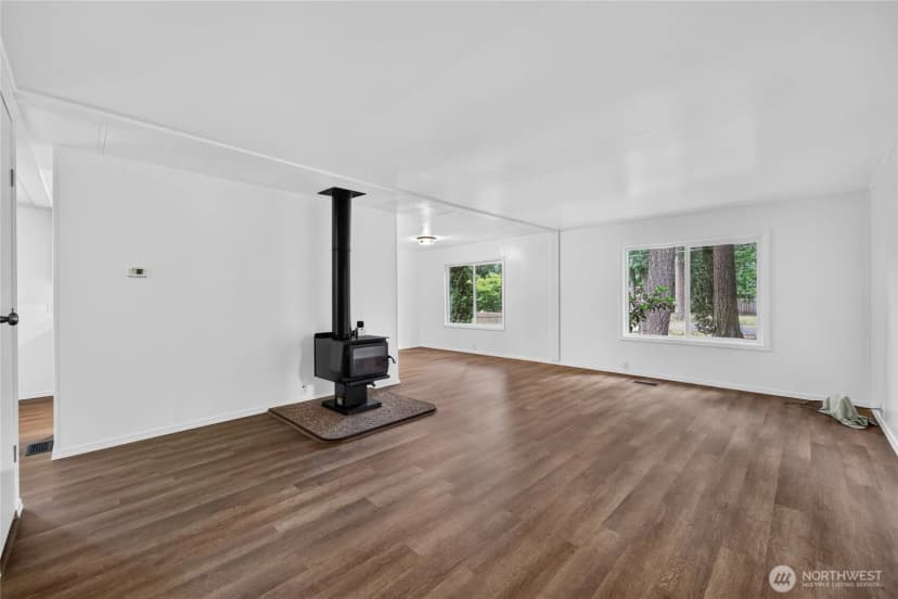 Property photo for 8732 Foxglove Court Se, Yelm photo 2