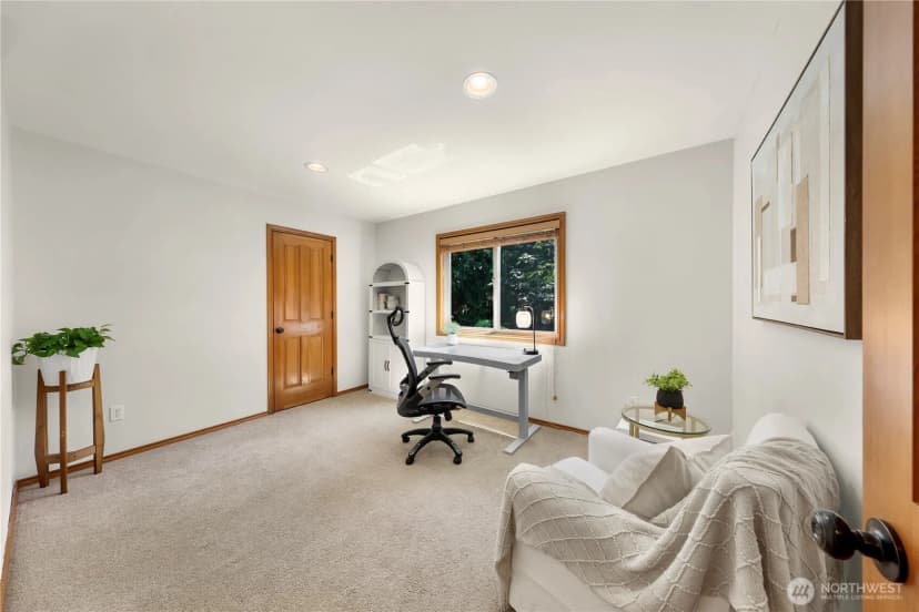 Property photo for 22209 Ne 11th Place, Sammamish photo 16