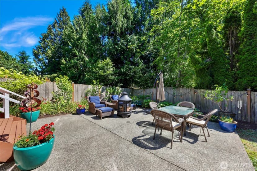 Property photo for 22209 Ne 11th Place, Sammamish photo 8