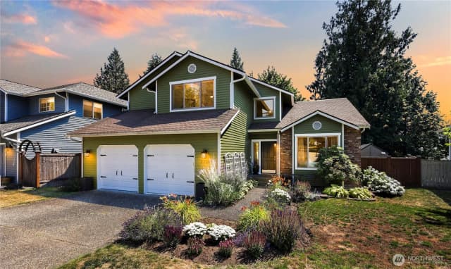 Property photo for 22209 Ne 11th Place, Sammamish photo 2