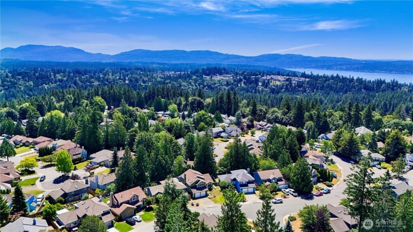 Property photo for 22209 Ne 11th Place, Sammamish photo 24