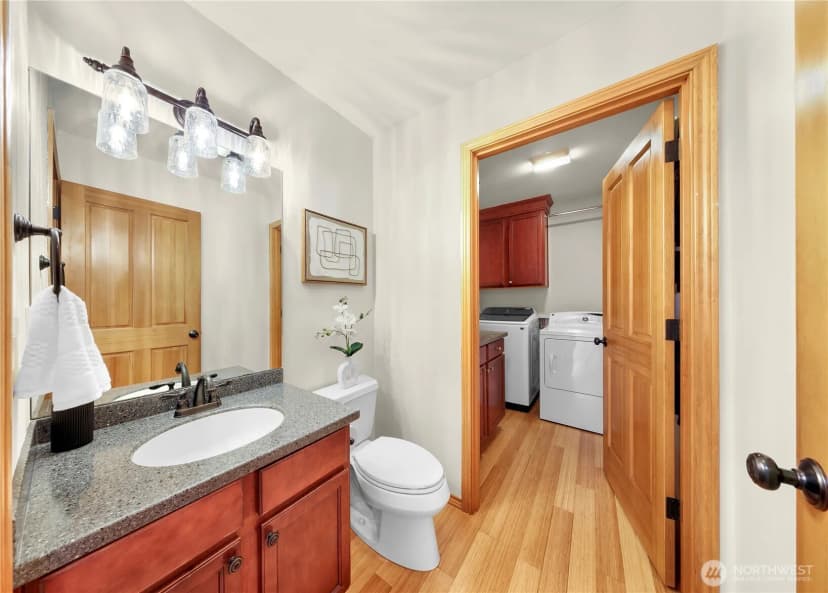 Property photo for 22209 Ne 11th Place, Sammamish photo 12