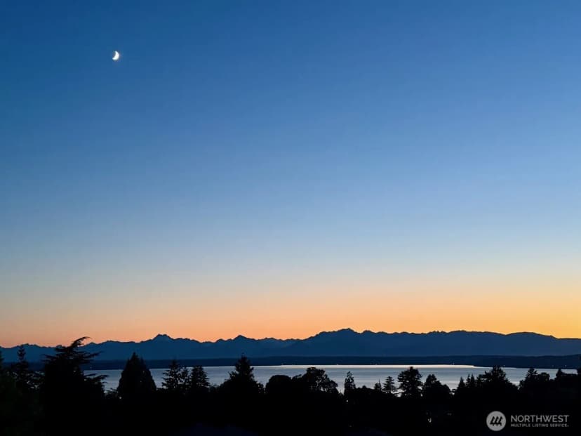 Property photo for 12060 8th Avenue Nw #b, Seattle photo 24