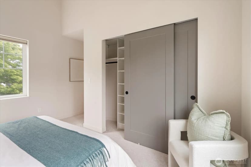 Property photo for 12060 8th Avenue Nw #b, Seattle photo 18
