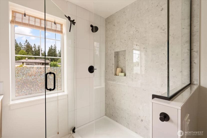 Property photo for 12060 8th Avenue Nw #b, Seattle photo 20