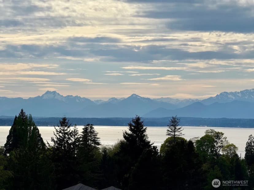 Property photo for 12060 8th Avenue Nw #b, Seattle photo 25