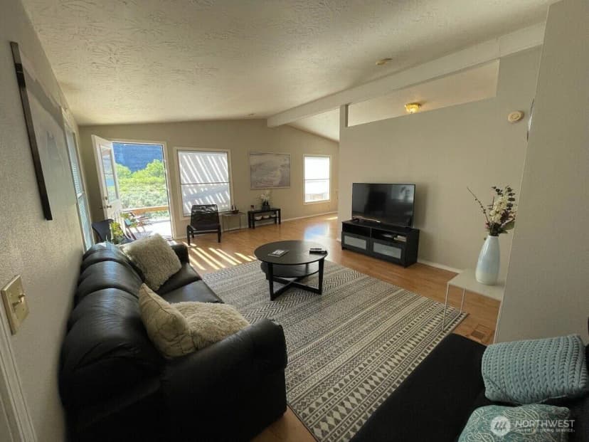 Property photo for 928 River Drive Sw, Quincy photo 15