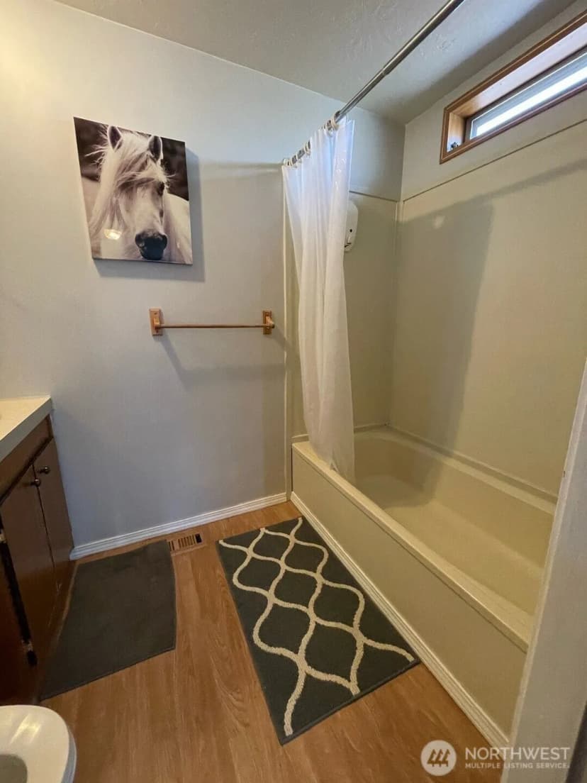 Property photo for 928 River Drive Sw, Quincy photo 20