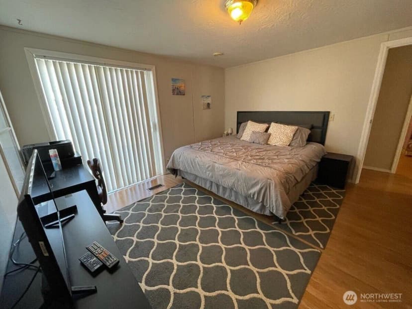Property photo for 928 River Drive Sw, Quincy photo 21