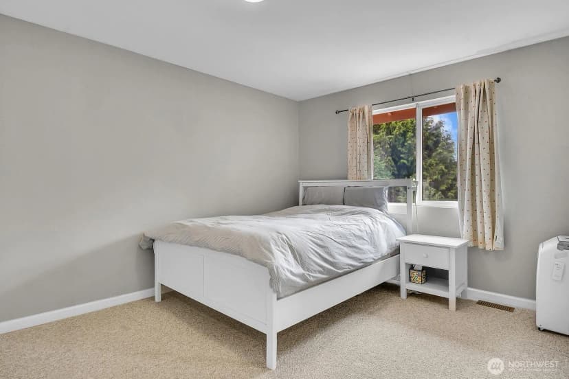 Property photo for 11035 Se 271st Street, Kent photo 15