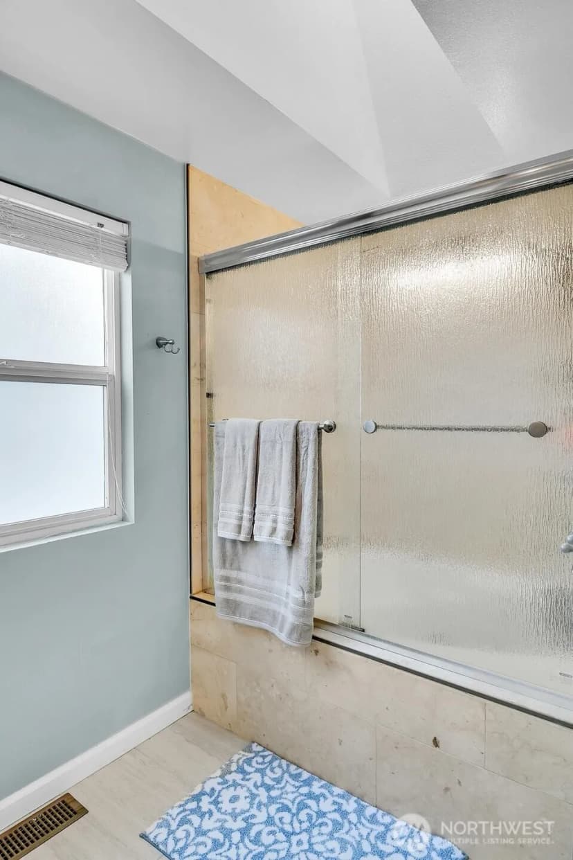 Property photo for 11035 Se 271st Street, Kent photo 18