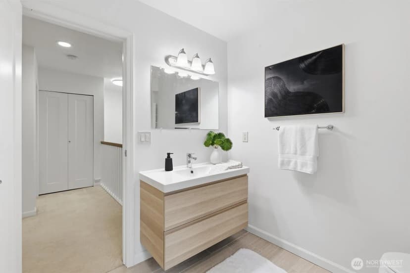 Property photo for 8851 166th Avenue Ne #d302, Redmond photo 27