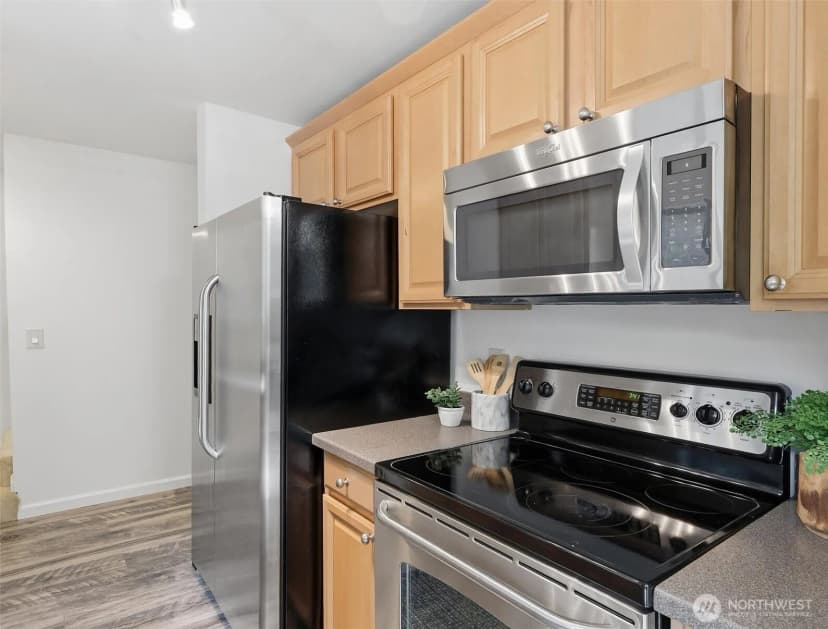 Property photo for 8851 166th Avenue Ne #d302, Redmond photo 9