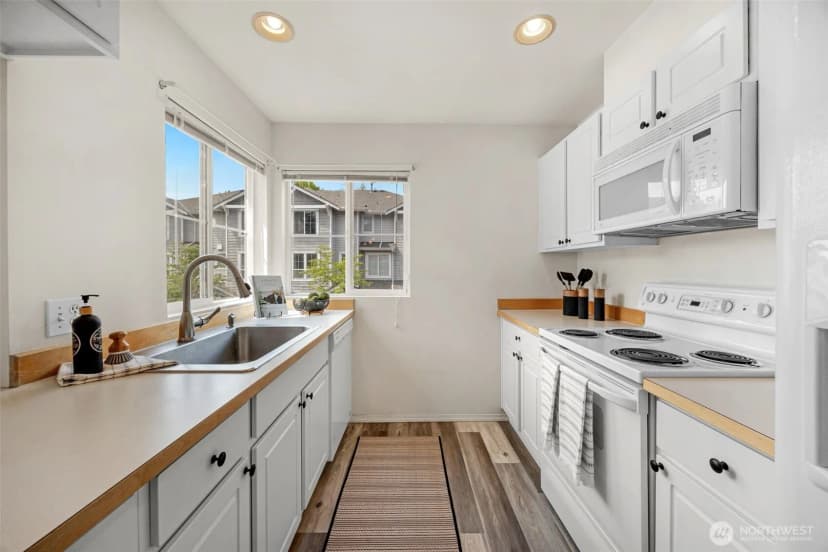 Property photo for 5248 238th Lane Se #8-3, Issaquah photo 17