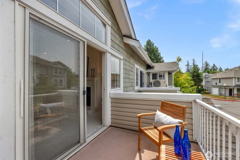 Property photo for 5248 238th Lane Se #8-3, Issaquah photo 14