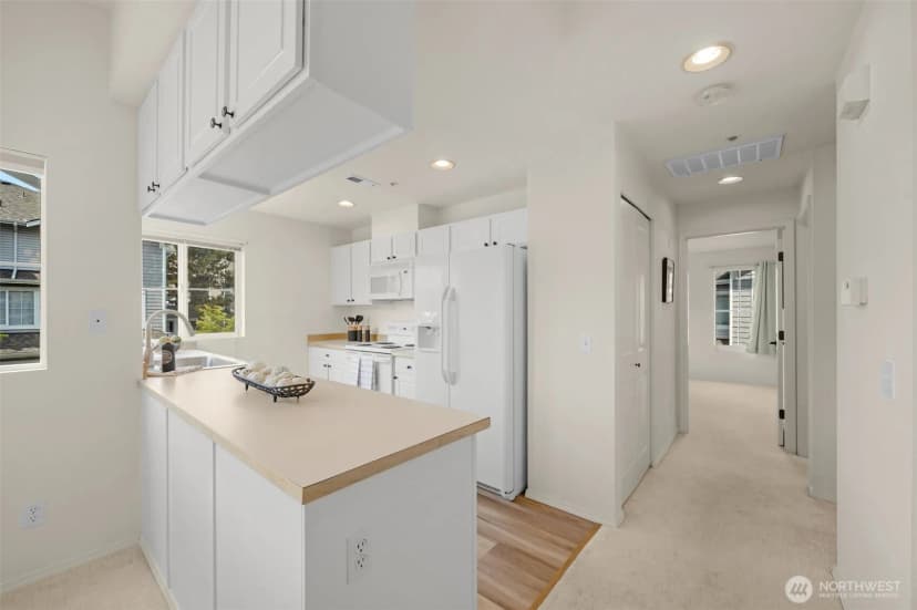 Property photo for 5248 238th Lane Se #8-3, Issaquah photo 20