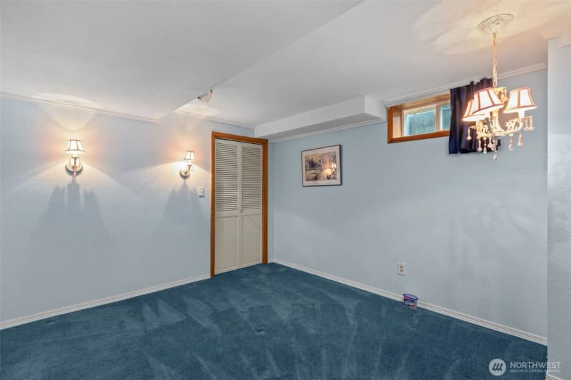 Property photo for 6353 School Street Sw, Lakewood photo 21