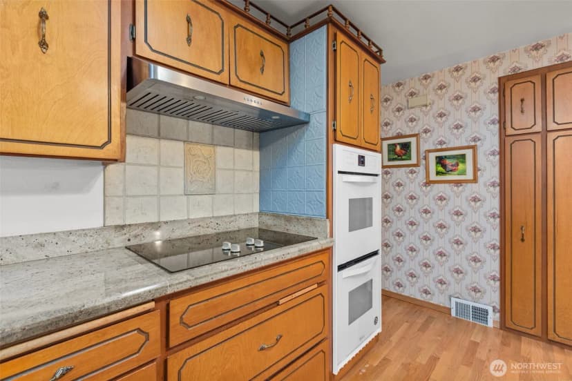 Property photo for 6353 School Street Sw, Lakewood photo 37