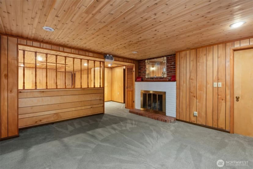 Property photo for 6353 School Street Sw, Lakewood photo 24