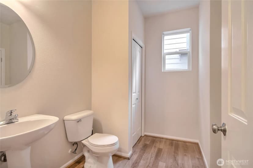 Property photo for 4036 Tribute Avenue E, Fife photo 6