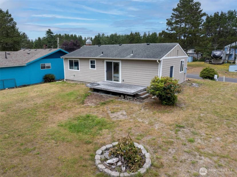 Property photo for 1412 170 Place, Long Beach photo 24