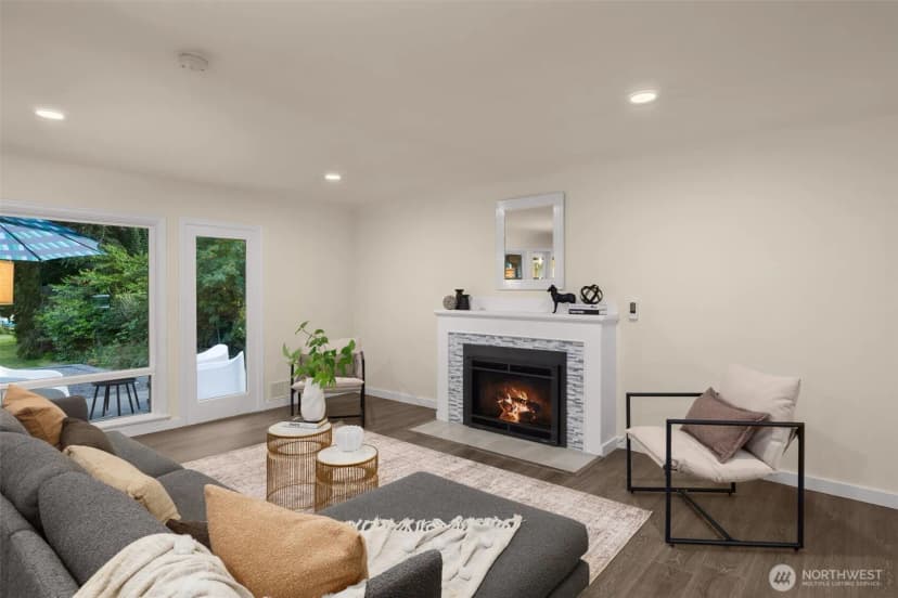 Property photo for 2137 N 128th Street, Seattle photo 6