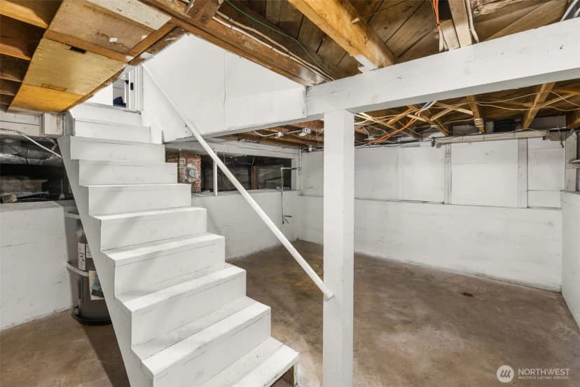 Property photo for 2137 N 128th Street, Seattle photo 28