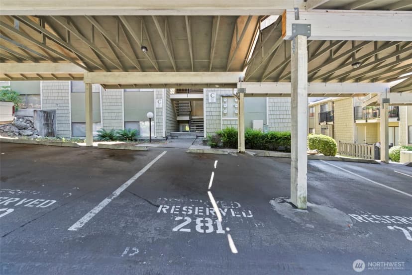 Property photo for 2020 Grant Avenue S #c103, Renton photo 16
