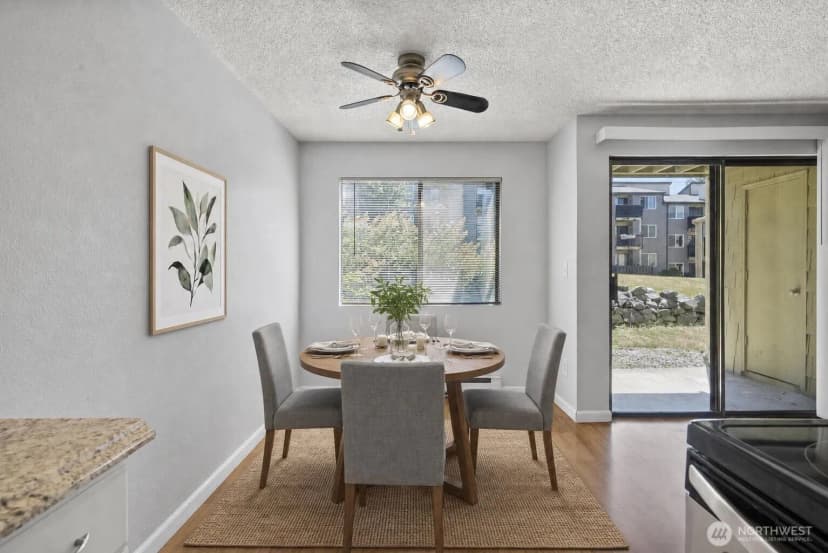 Property photo for 2020 Grant Avenue S #c103, Renton photo 5