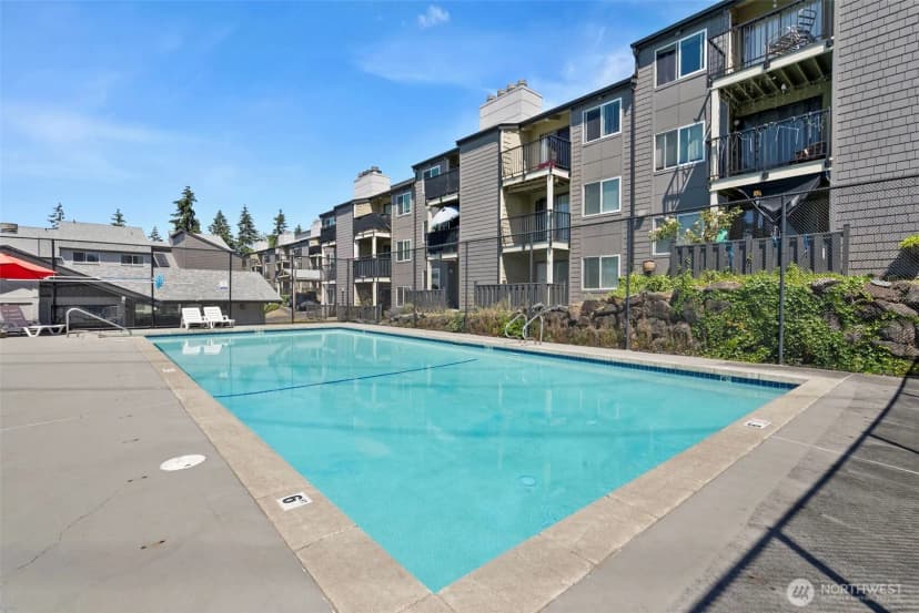 Property photo for 2020 Grant Avenue S #c103, Renton photo 20
