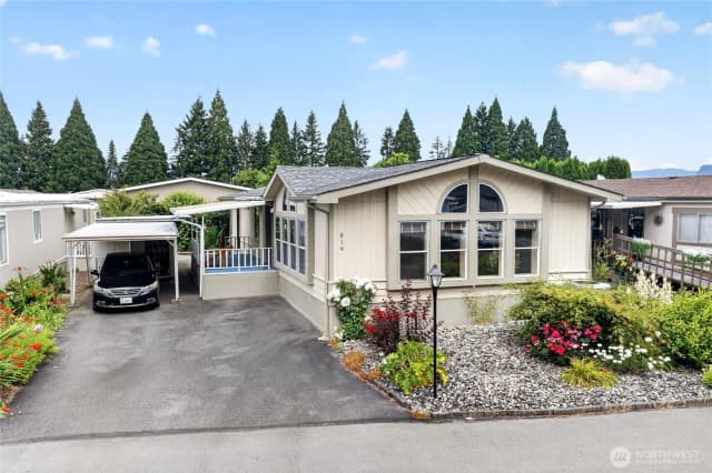 Property photo for 819 Mountain Villa Loop, Enumclaw