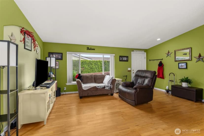 Property photo for 5252 52nd Lane Se, Lacey photo 7