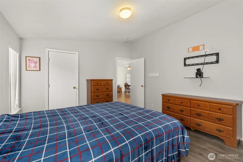 Property photo for 5252 52nd Lane Se, Lacey photo 14