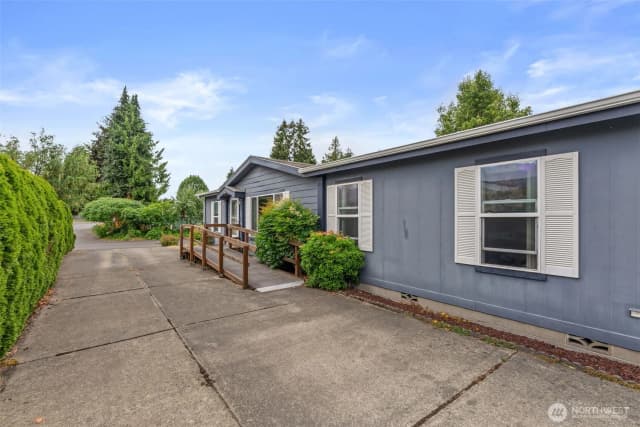 Property photo for 5252 52nd Lane Se, Lacey photo 4