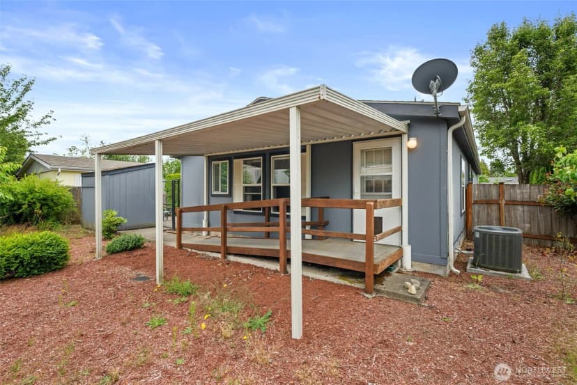 Property photo for 5252 52nd Lane Se, Lacey photo 24