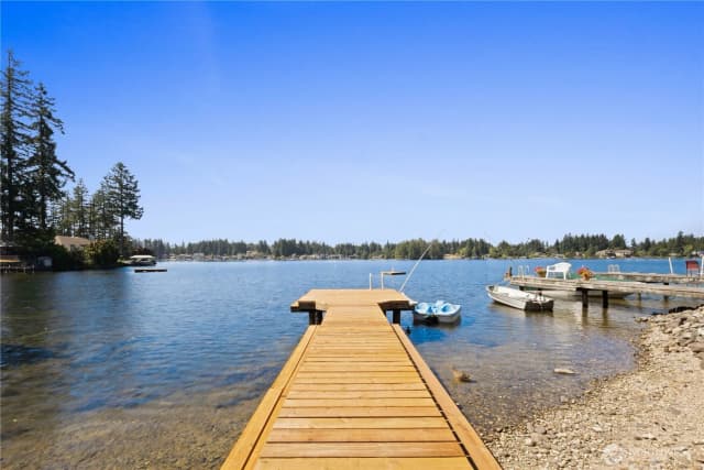Property photo for 30063 232nd Place Se, Black Diamond photo 2