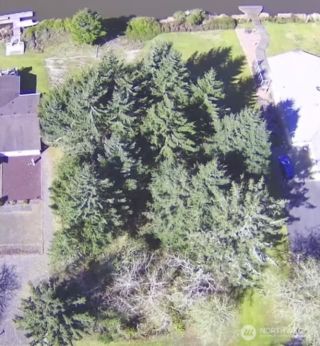 Property photo for 135 Duck Lake Drive Ne, Ocean Shores photo 2