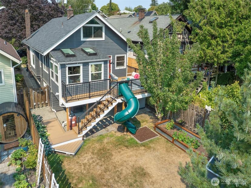 Property photo for 6534 19th Avenue Ne, Seattle photo 32