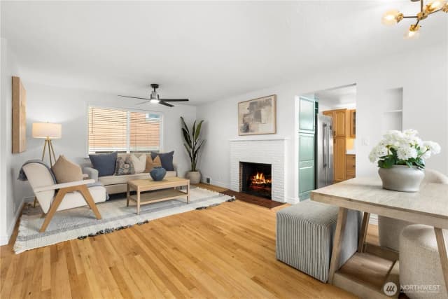 Property photo for 14052 Midvale Avenue N, Seattle photo 5