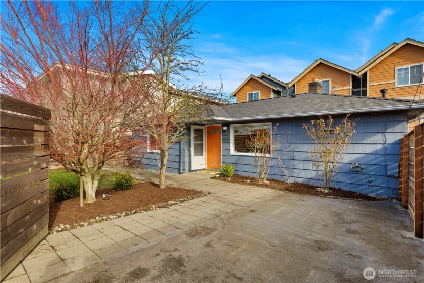 Property photo for 14052 Midvale Avenue N, Seattle