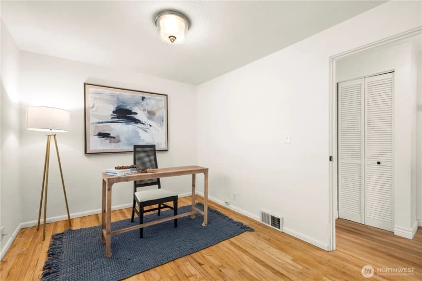 Property photo for 14052 Midvale Avenue N, Seattle photo 23