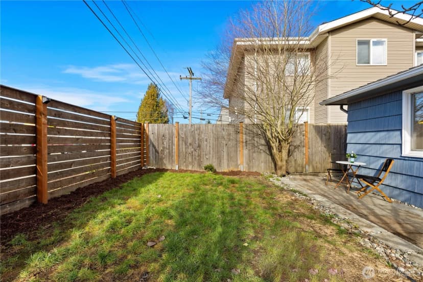 Property photo for 14052 Midvale Avenue N, Seattle photo 27
