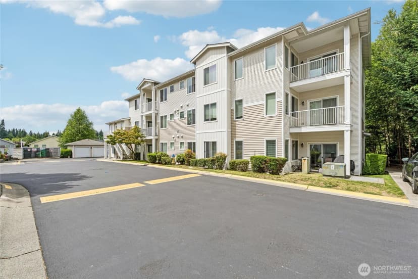Property photo for 14915 38th Drive Se #ee2029, Bothell photo 30