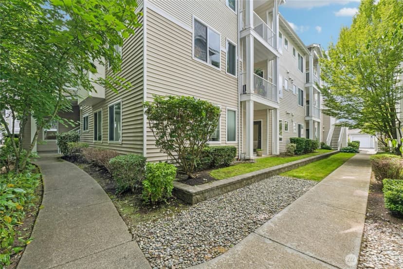 Property photo for 14915 38th Drive Se #ee2029, Bothell photo 18
