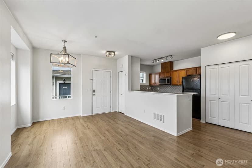 Property photo for 14915 38th Drive Se #ee2029, Bothell photo 9