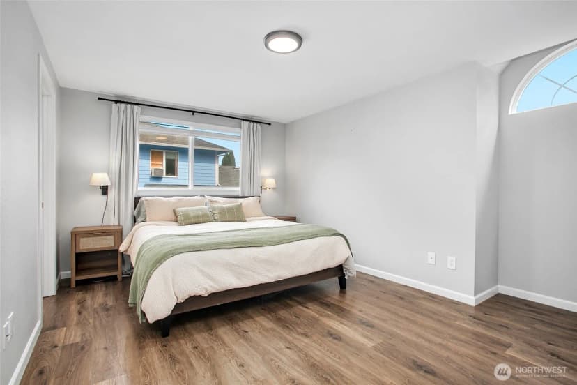 Property photo for 22021 131st Place Se, Kent photo 14