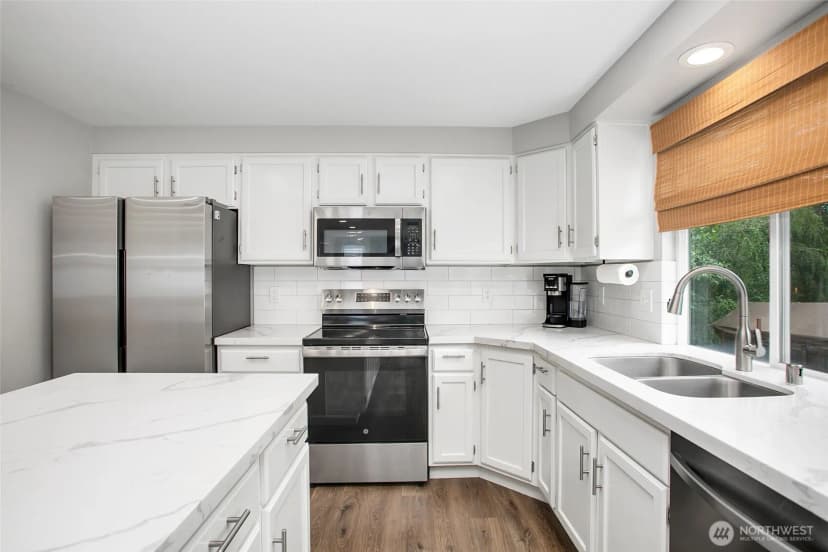 Property photo for 22021 131st Place Se, Kent photo 7