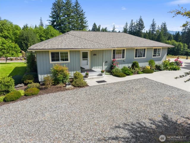 Property photo for 17315 Dubuque Road, Snohomish photo 3